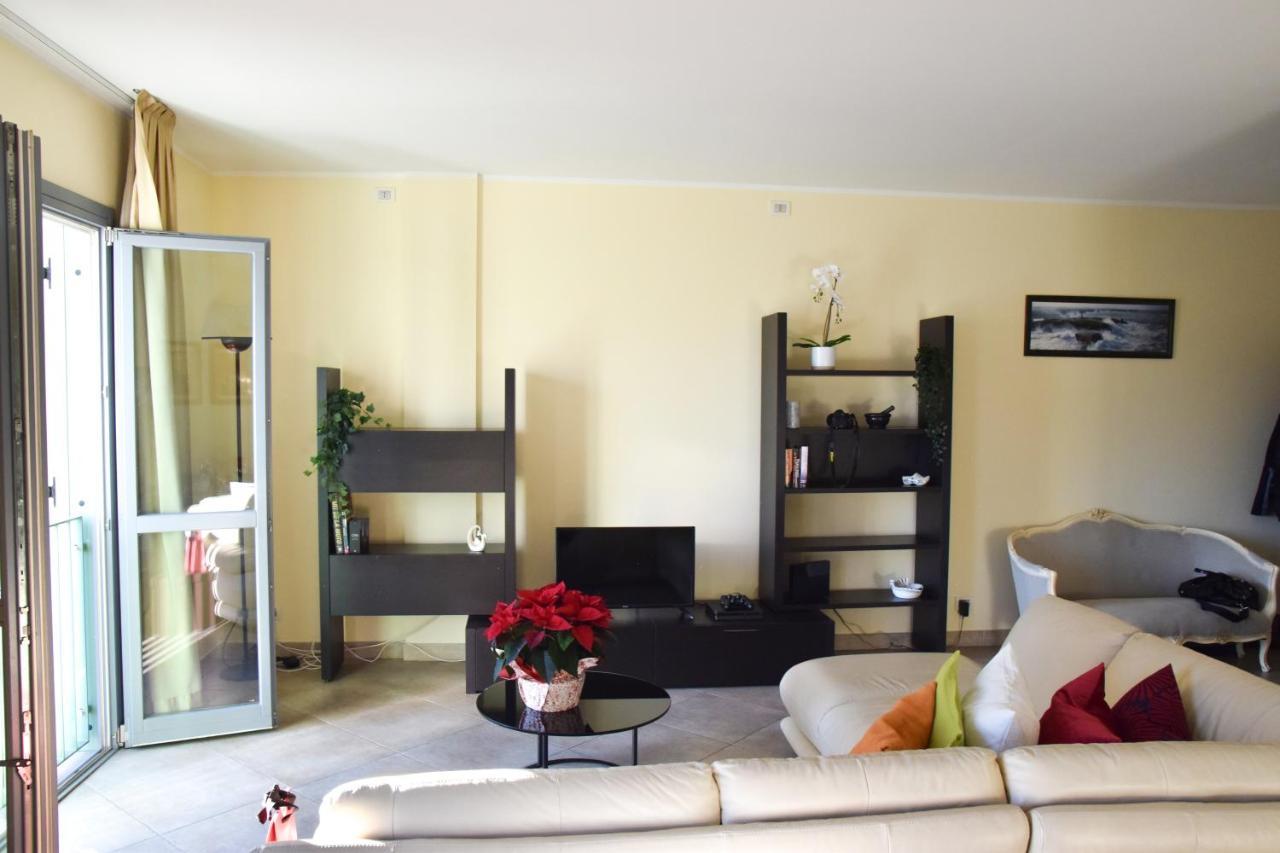 Casa Ai Giardini Apartment ลุคคา ภายนอก รูปภาพ
